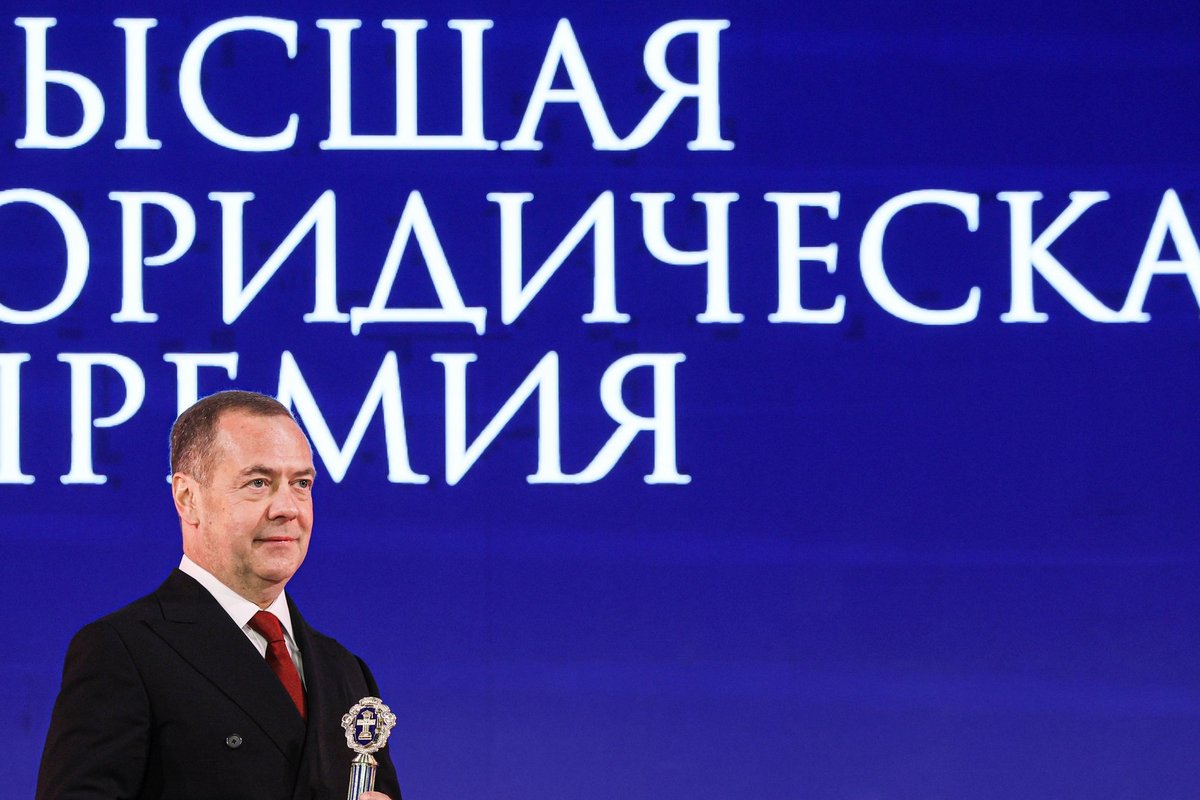 Medvedev ähvardas EL-i Venemaa külmutatud varade naturaalses vormis sissenõudmisega