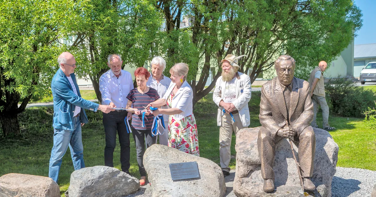 Peegli kuju heaks annetanute nimed said kirja tänutahvlile