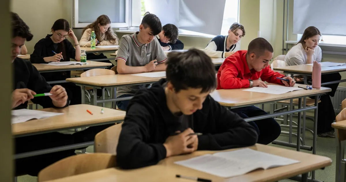 Põhikooli lõpetamine: järeleksami kohustus kaob, ent lävend säilib - Järva Teataja