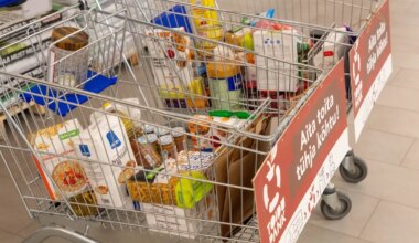 Pärnus koguti puudusekannatajatele suur kogus söögikraami - Pärnu Postimees