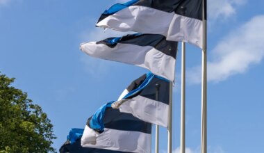 HOMNE EESTI ⟩ Postimees kuulutab välja noorte esseevõistluse «Homne Eesti»