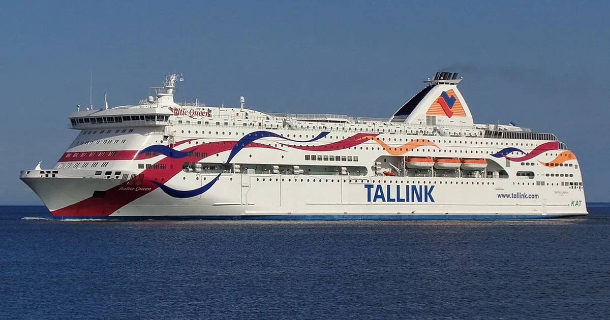 Tallinki laeval ronis reisija korstna kaudu masinaruumi