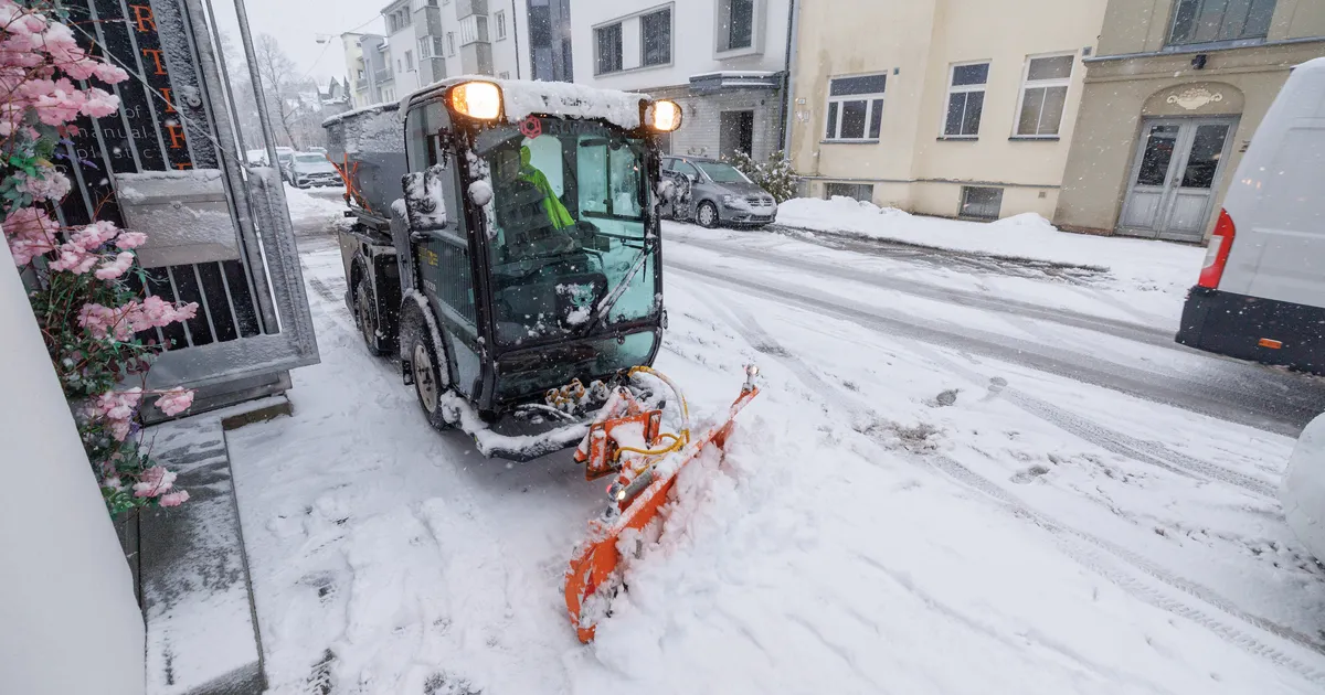 Tallinn on valmistunud lähenevaks lumesajuks ja libeduseks