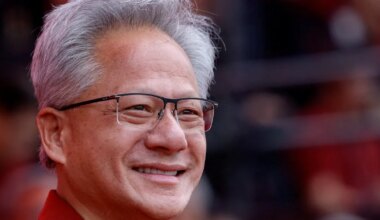 100 NÄGU ⟩ Jensen Huang: viie triljoni dollari mees