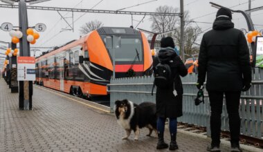 Uued särtsurongid hakkavad peagi sõitma, aga tartlased peavad edasi ootama