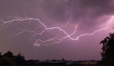 Ida-Virumaal sähvis pikne kõige rohkem Narvas