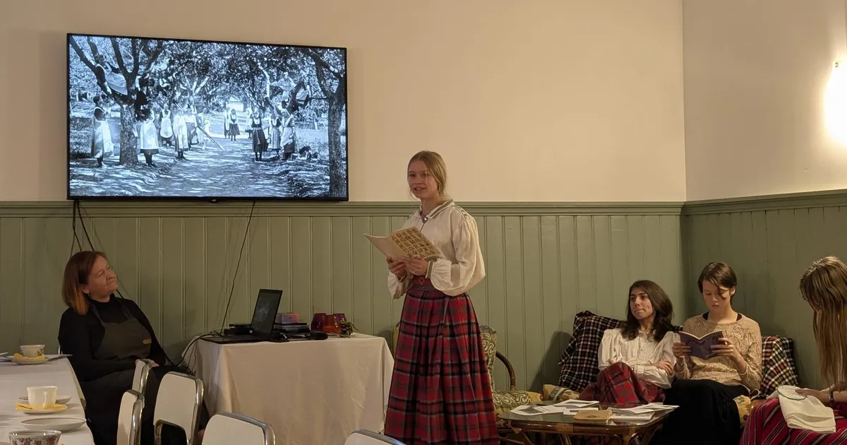 MULGI UUDISE ⟩ Meenutedi Liplapi kooli asutejet