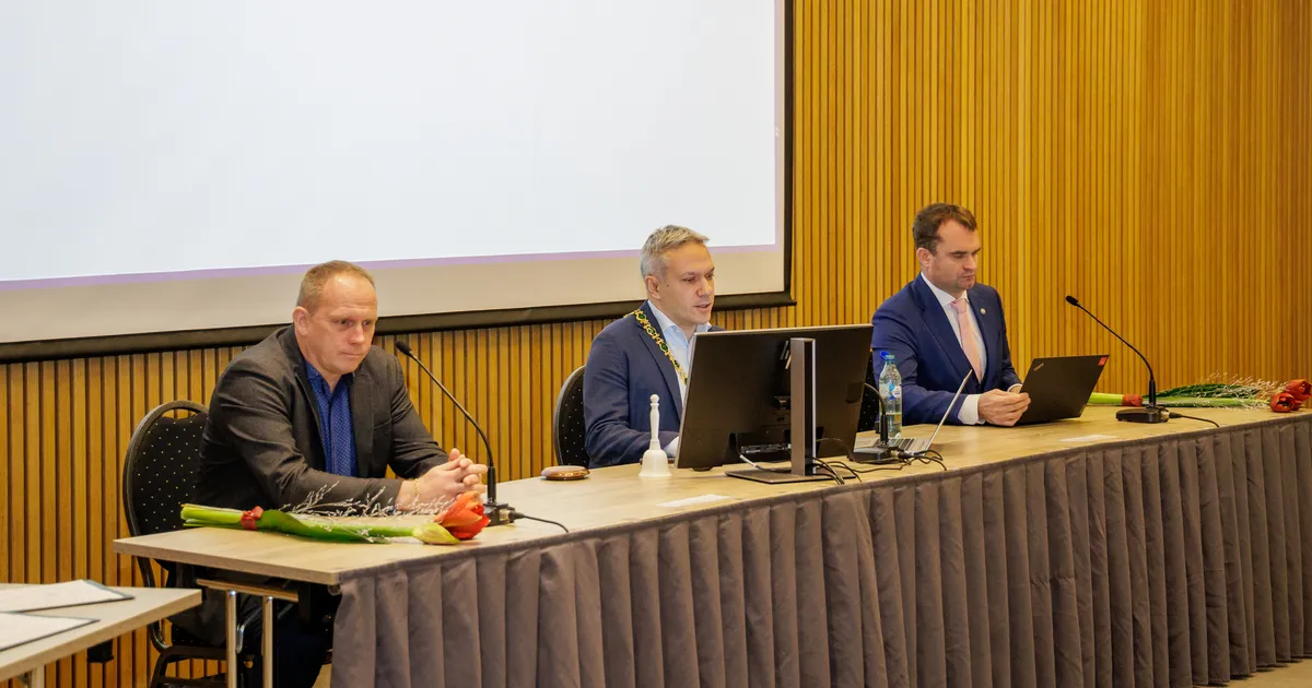 KOLUMN ⟩ Linnavolikogus lõhkes üllatuspomm - Pärnu Postimees