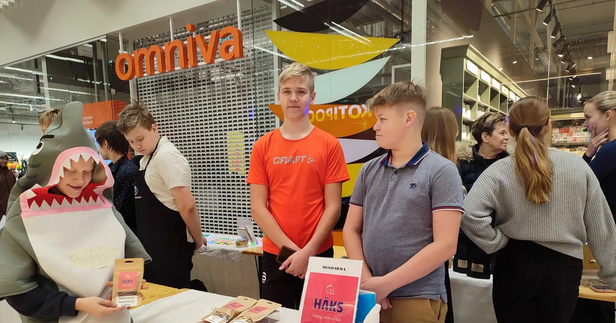 Võru Kagukeskuse jõululaat koondab muljet avaldava valiku noorte ettevõtjate toodangut