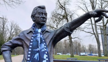 Ida-Virumaalt pärit filmimehe kuju sai suure juubeli puhul salli kaela