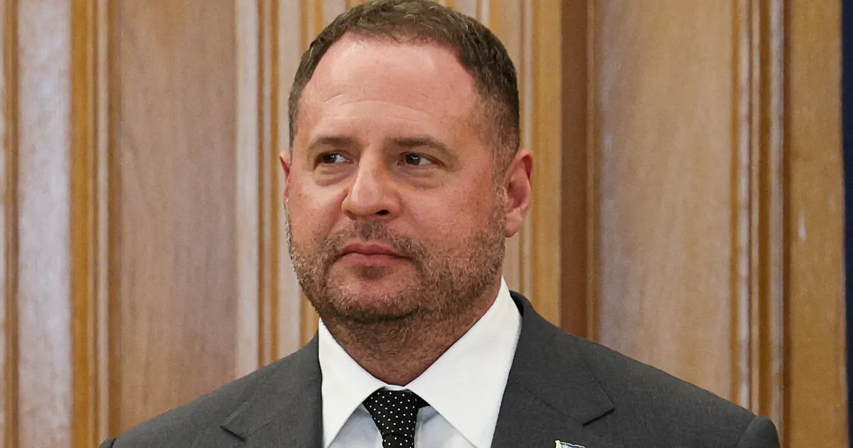 Ali Baba ja nelikümmend riigimeest. Kuidas Jermak kaotas koha - Maailm - Postimees.ee