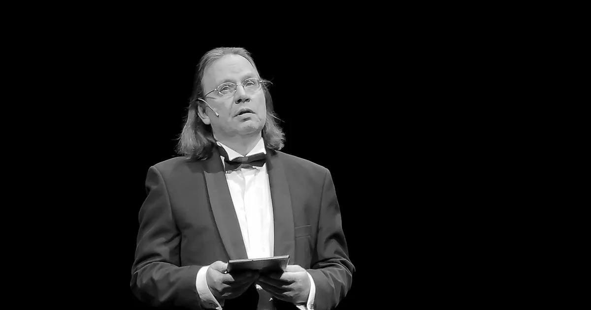 Lavakavas kõlab Jaan Kaplinski ja hiina luule koos muusikaga