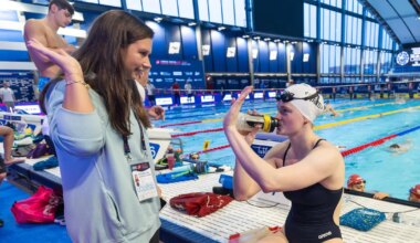 iga kord, kui see tüdruk vett puudutab, juhtub midagi erilist