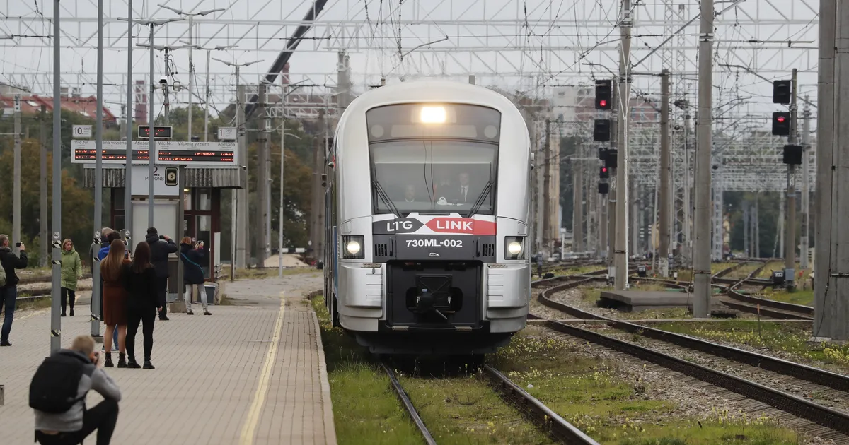 Läti Raadiole lekkis info, et Rail Balticu projektile lüüakse kärpekäärid sisse - Maailm - Postimees.ee