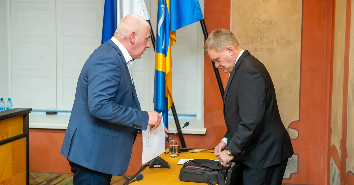 ESIMENE TÖÖÕNNETUS ⟩ "Ma tahaks selle ekraani allapoole panna," päästis Madis Kallas volikogu jännist välja