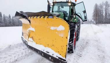 Viljandi vald järgmisest hooajast sissekirjutuseta elanike teedelt enam lund ei lükka