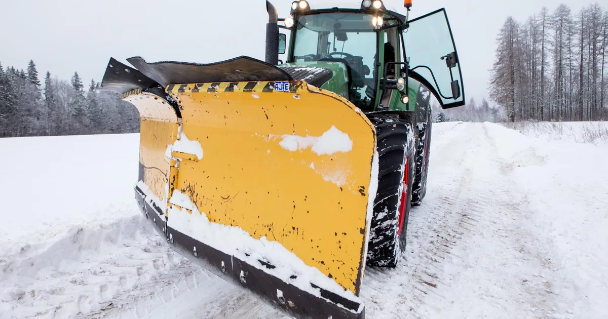 Viljandi vald järgmisest hooajast sissekirjutuseta elanike teedelt enam lund ei lükka