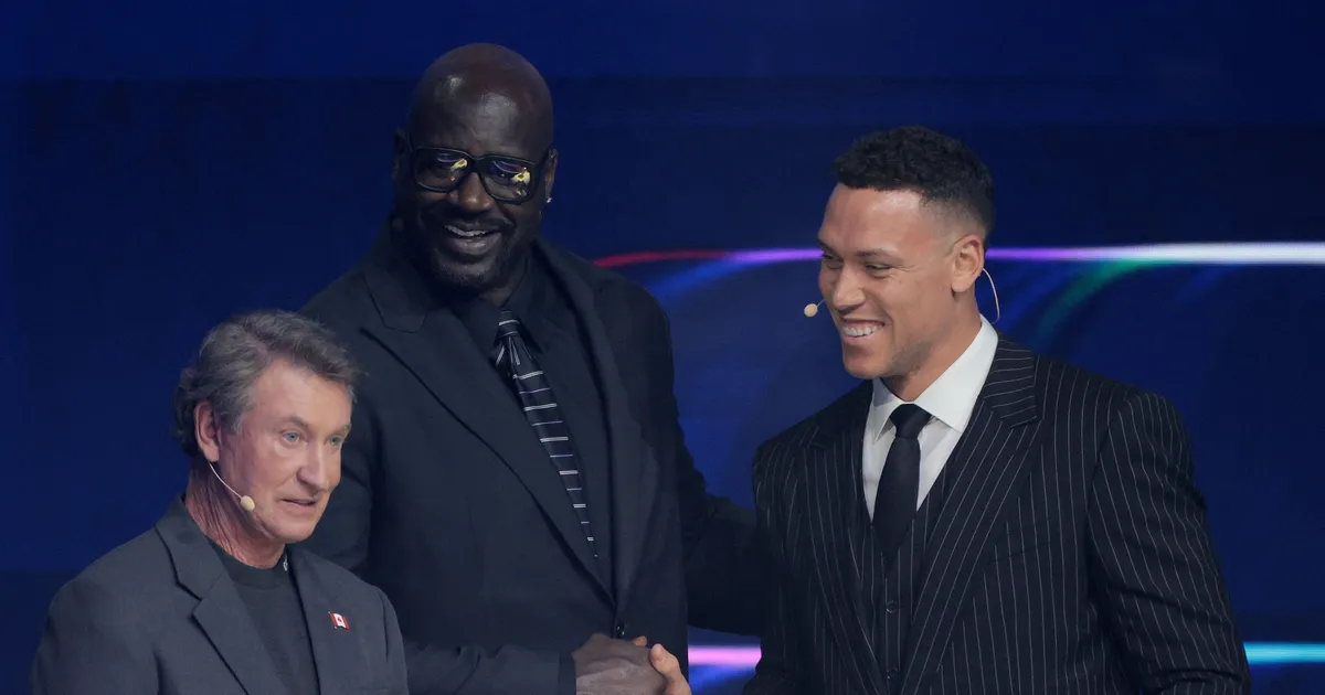 MM 2026 ⟩ Surmagruppi ei tulnud, sest kuigi O'Neal andis endast parima, ei jäetud Gretzky'le mingit varianti