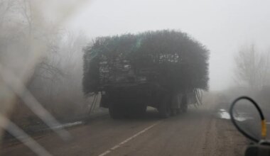 SIILID UDUS ⟩ Ukraina ja Venemaa mässivad tanke uudsesse «okkalisse» droonitõrjekesta