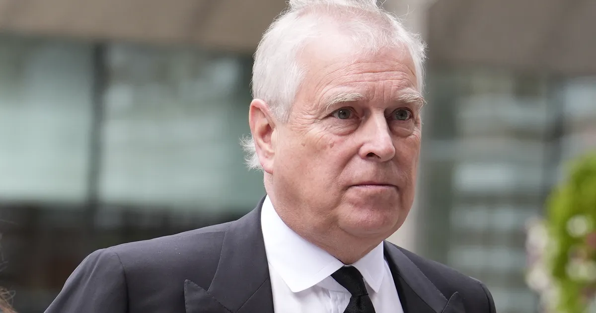 eksprints Andrew keeldub elamast nagu tavakodanik