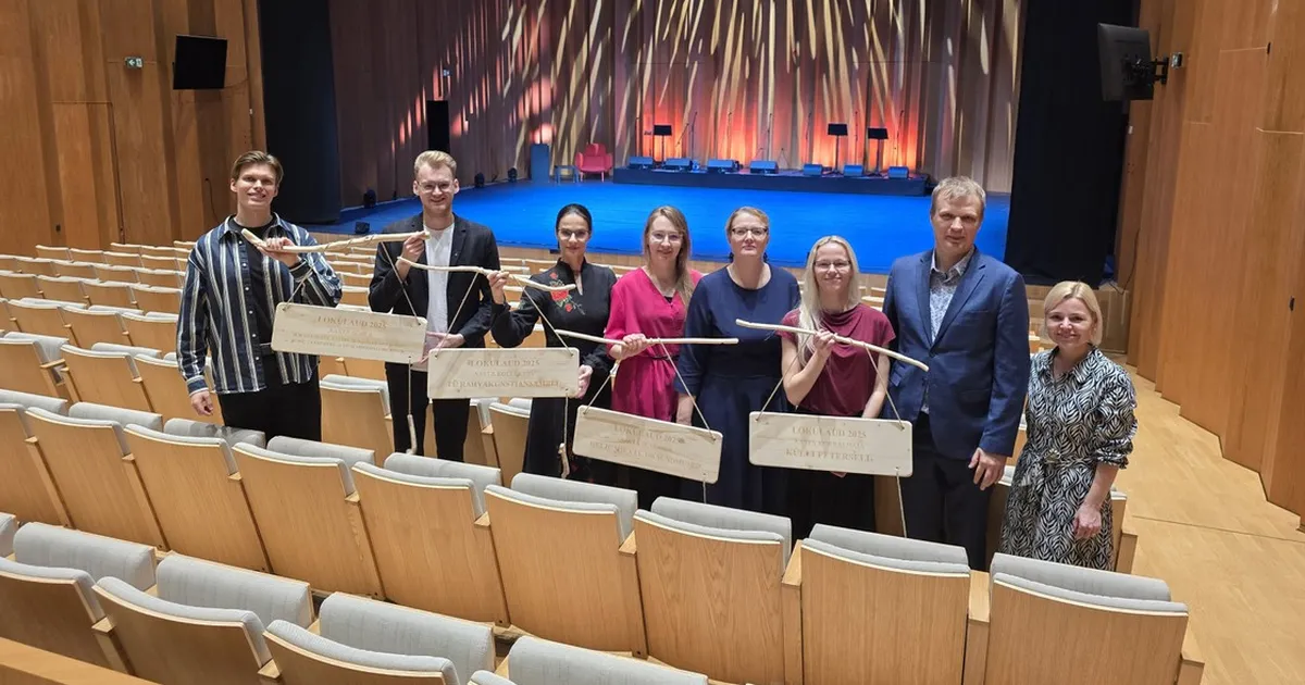 Mitu tartlast pälvis rahvatantsu ja -muusika valdkonna tunnustuse