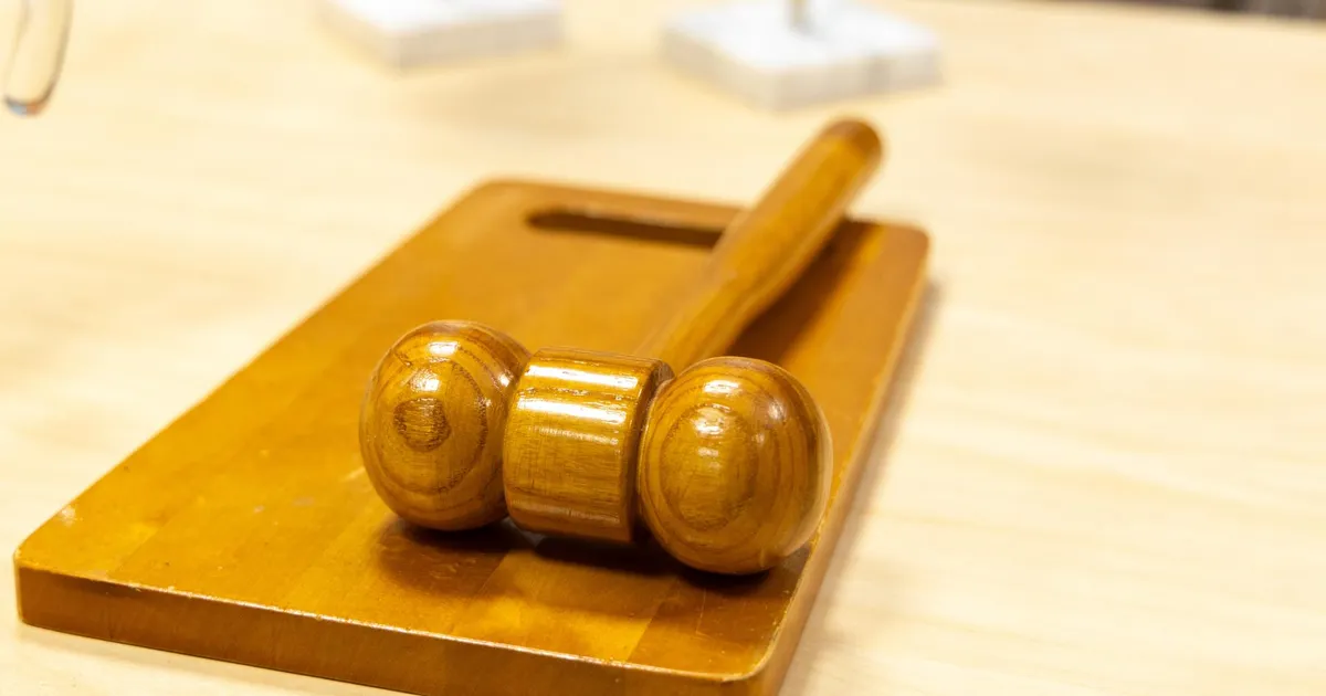 MARKO SUURMÄGI ⟩ Valla ja linna tippjuhtide palgaralli on alanud