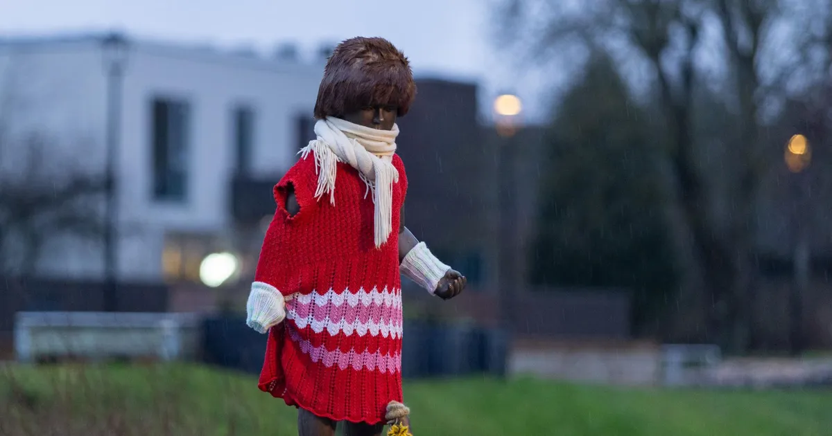 Kas skulptor ja linnakunstnik annavad kujude riietamisele rohelise tule?