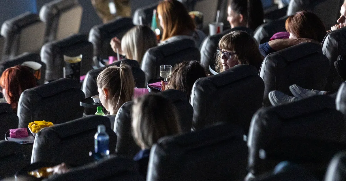 Eesti keelele ülemineku kiiluvees jooksevad kinodes endiselt vene keelde dubleeritud filmid