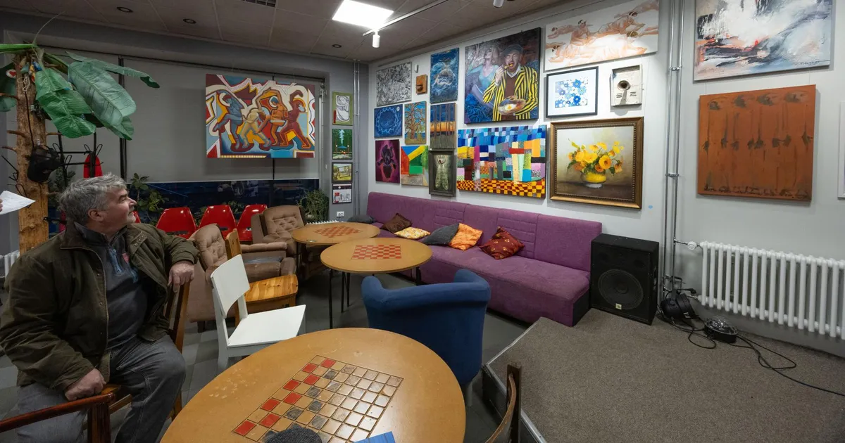 Rohkem kui poolsada autorit täitsid kultuuriklubi seinad kunstiga