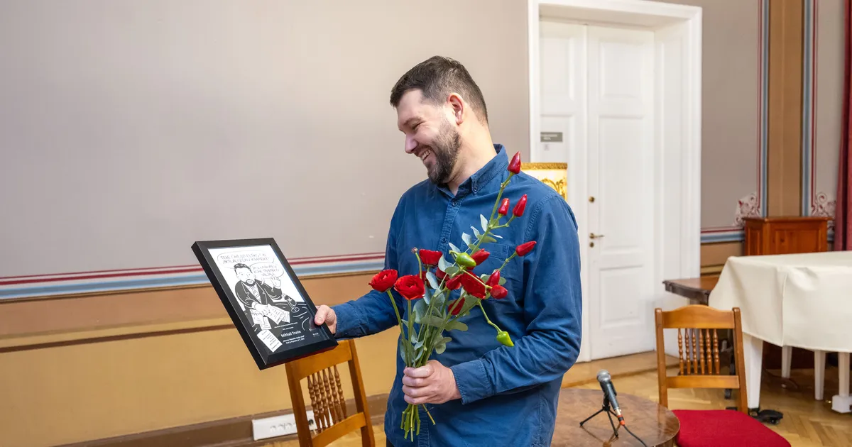 GALERII ⟩ Ants Orase nimelise kirjanduskriitika auhinna sai Mihhail Trunin
