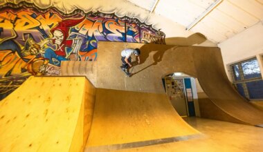 Viljandi linnajuhid tahavad noortekeskuse maja omanikuga rendilepingut pikendada