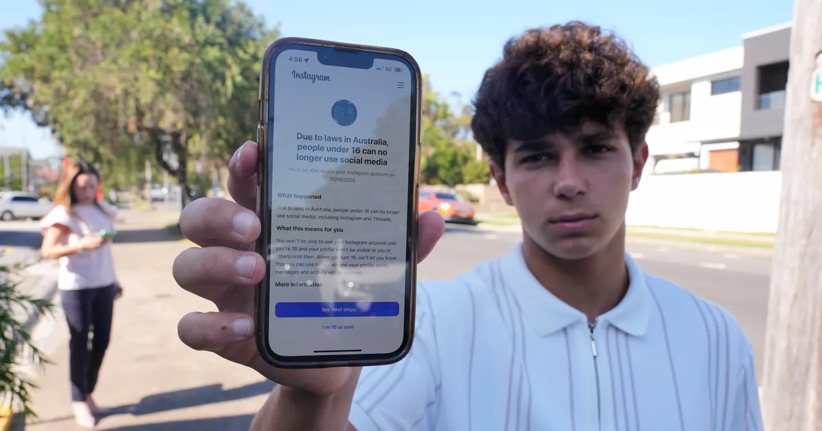 Austraalias jõustus alla 16-aastastel lastele sotsiaalmeedia kasutamise keeld