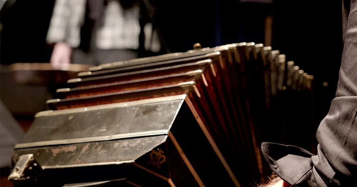 Teatris Ekspeditsioon esietendub Jarmo Reha «Baar Amsterdam» Jacques Breli muusikaga