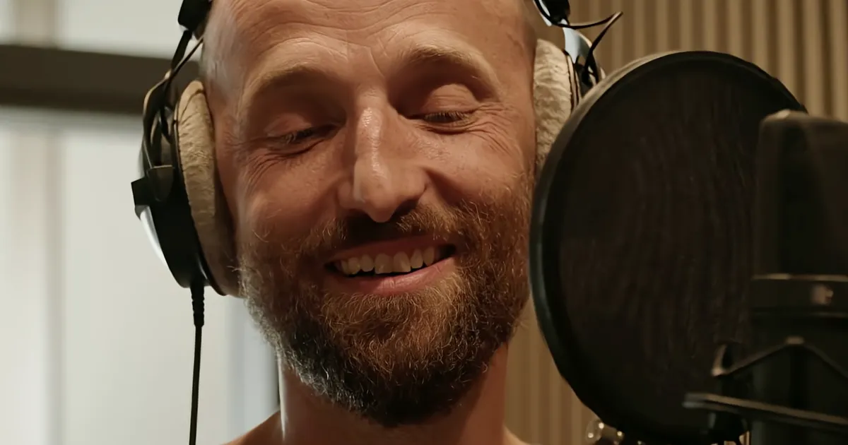 VIDEO ⟩ Märt Avandi lööb kaasa uues jõuluseikluses