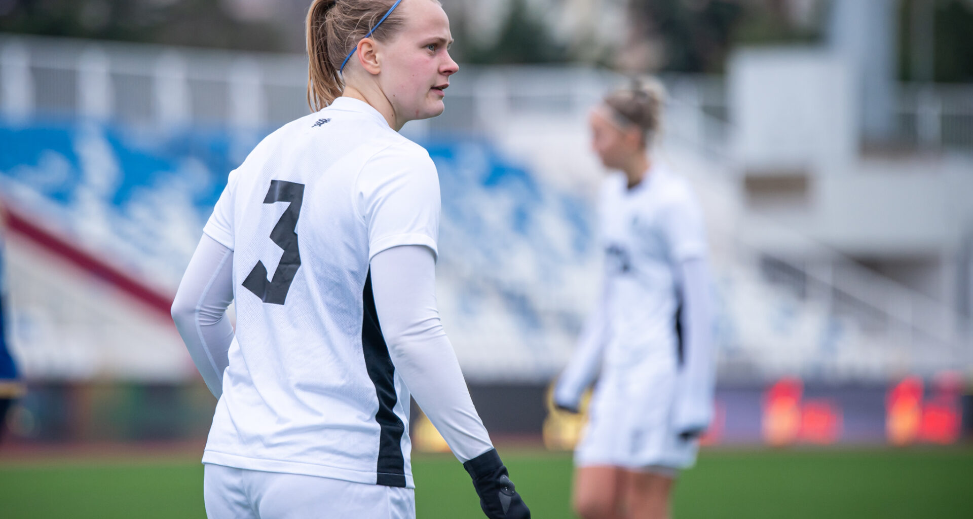 Esimest korda aasta parimaks naisjalgpalluriks valitud Räämet: valasin mullu vundamendi, et olla tänavu edukas!