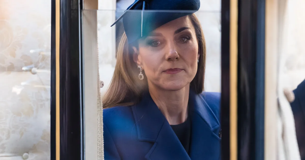 TÄIELIK PAANIKA ⟩ Printsess Catherine on skandaali keerisesse sattunud Sarah Fergusoni tõttu murest murtud