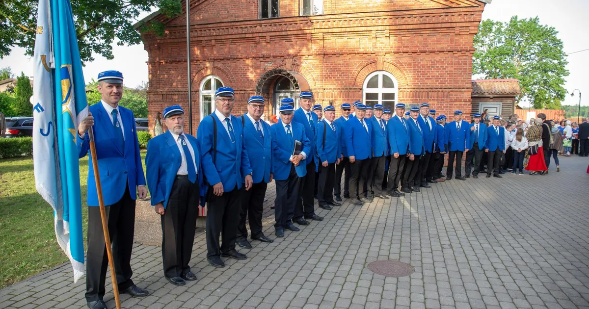 Sakala meeskoor kutsub oma jõulukontserdile palju esinejaid