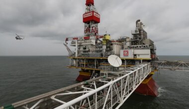 tabasime Venemaa naftaplatvormi Kaspia merel ja peatasime 20 puurkaevu töö