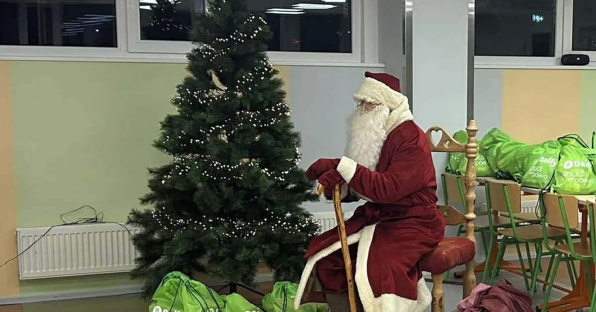 Koolitoitlustaja kutsus Viljandi vähekindlustatud perede lapsed jõulupeole