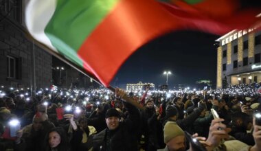 Bulgaaria valitsus astus massimeeleavalduste tõttu tagasi - Maailm - Postimees.ee