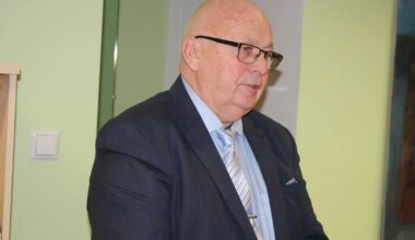 Viru-Nigula vallavanema palka tõsteti 275 euro võrra