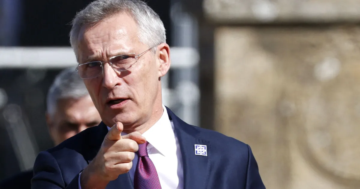 NÄDALA RAAMAT ⟩ Jens Stoltenberg näitab rabava aususega, kuidas NATO kriisidega tegeleb