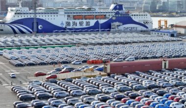 Hiina ujutab maailma üle bensiiniautodega, mida koduturul enam müüa ei saa