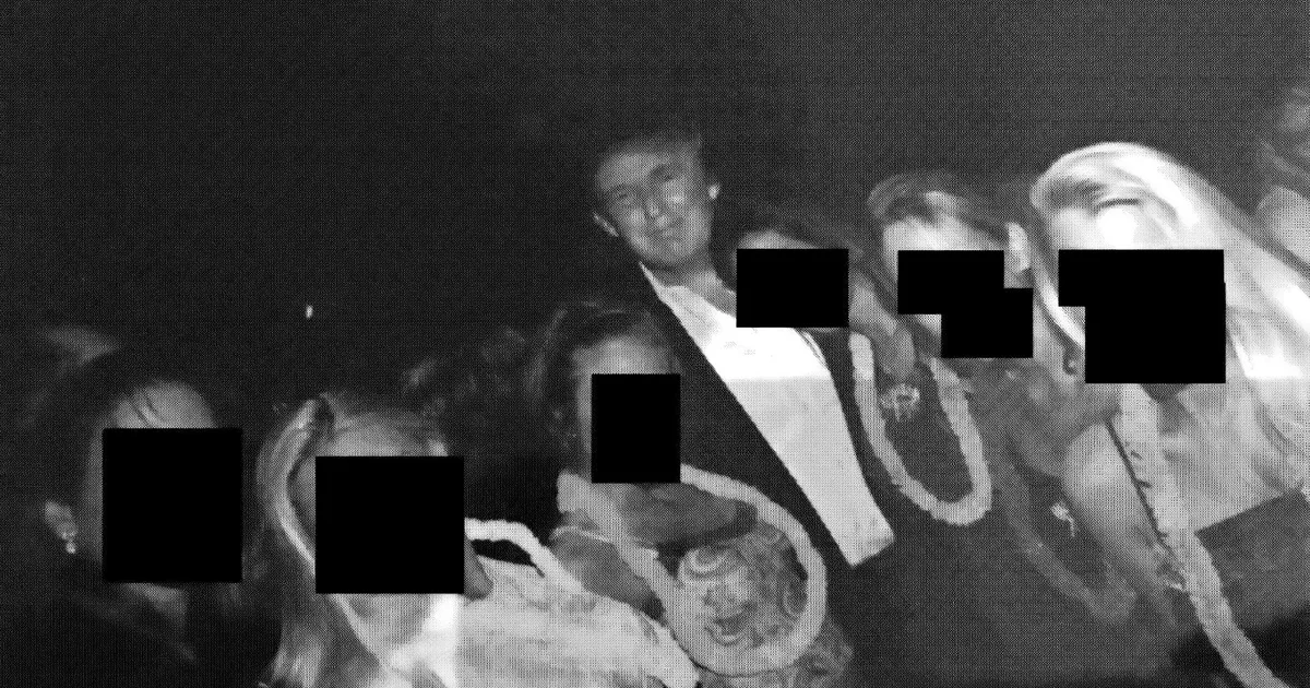 GALERII ⟩ Uutel demokraatide avaldatud Epsteini fotodel on näha Trumpi, Clintonit, Bransonit ja Gatesi