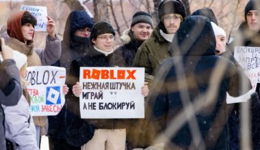 KARMO TÜÜR ⟩ Vene digipõlvkonna kinni klammerdamine