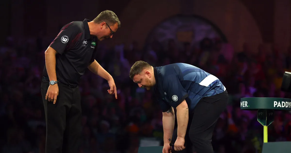 nooleviskaja lahkus lavalt verise käega