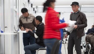 Putini vargsi jõustatud määrus sunnib Vene elamisloa taotlejaid sõlmima lepingut armeega