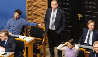 FOTOD Riigikogulased arutasid keeleoskuseta kutsealuste kaitseväeteenistusest vabastamist - Postimees