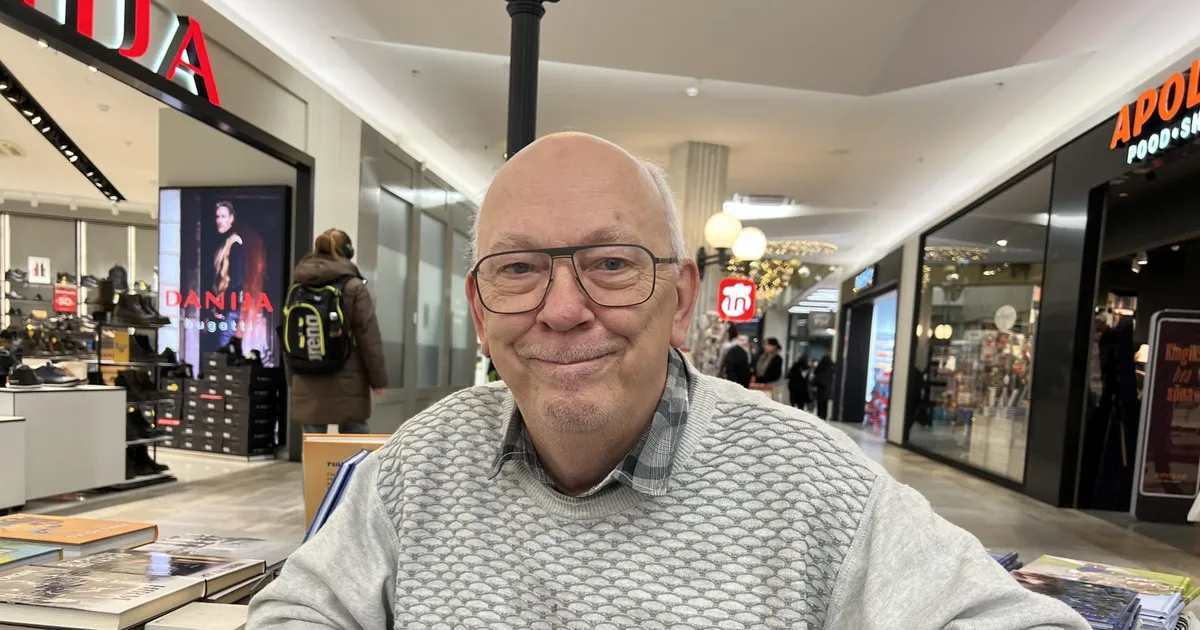 INIMESTEST AEGAMÖÖDA ⟩ Heiki Vilep. Viimased jõulud üksinda kodus