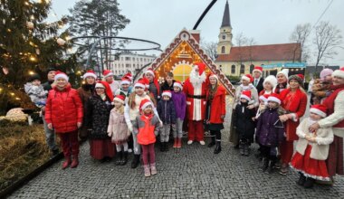 GALERII ⟩ «Oli ka väga erilisi soove!» Jõulubuss startis Võrumaal ringile